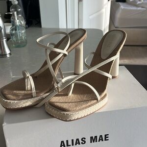 Alias Mae Gia Bone Leather platform sandals